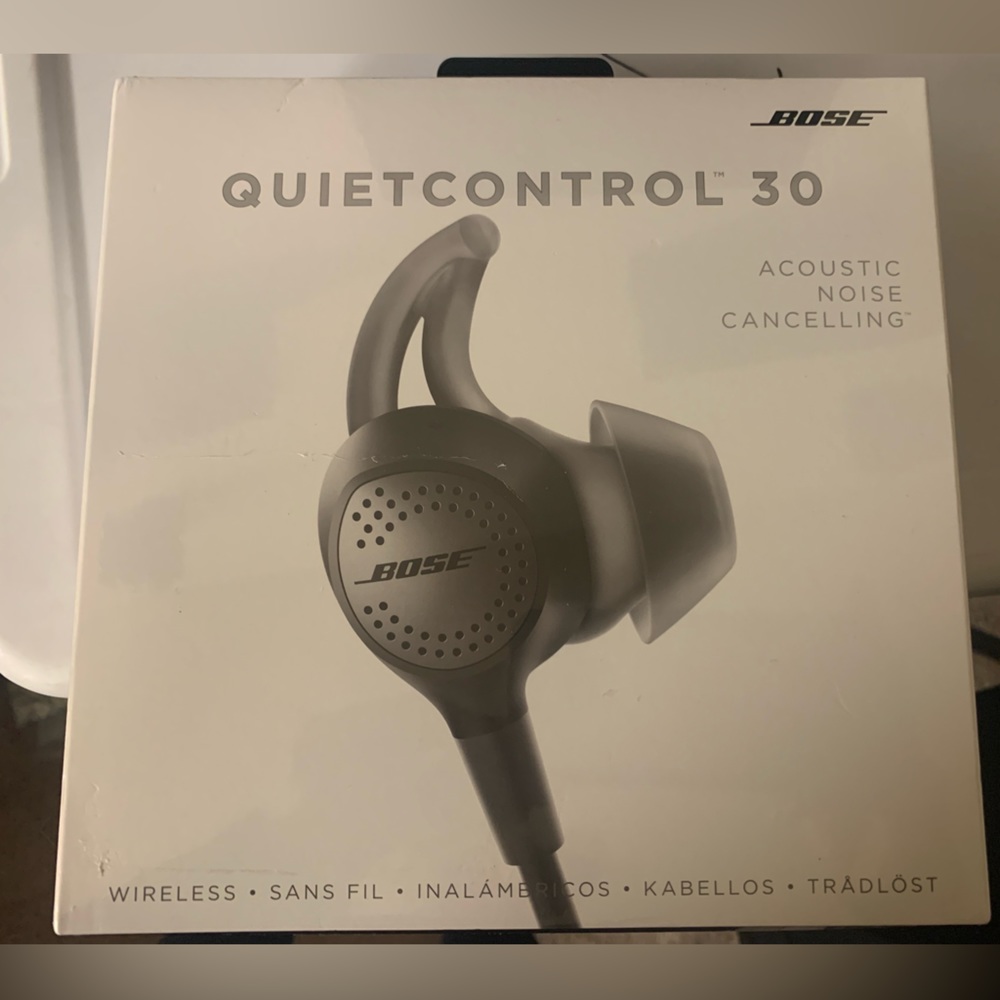Bose QC 30 brand new unopened